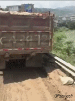Humour Fun Transports Camion Accident Crash Fail Gif Service
